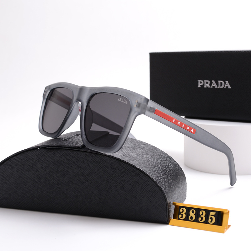 XT001-XT004，Prada sunglasses 20.99。白色不上 gallery