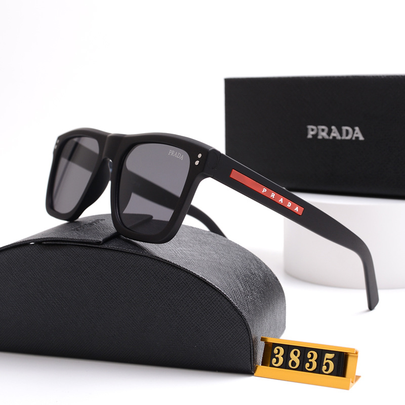 XT001-XT004，Prada sunglasses 20.99。白色不上 gallery