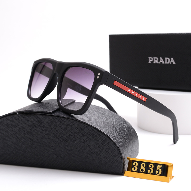 XT001-XT004，Prada sunglasses 20.99。白色不上 gallery