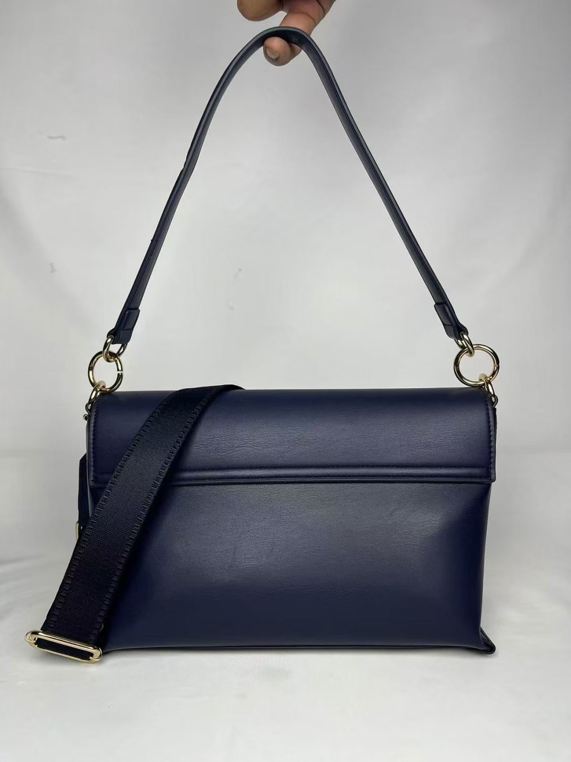 XX712 handbag gallery