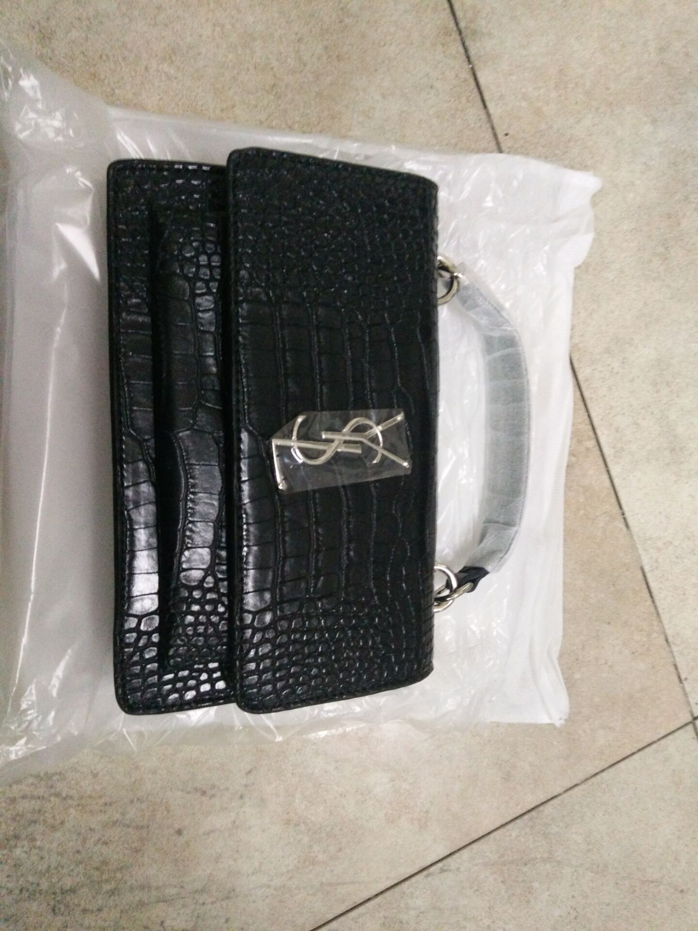 YSL 36.75$ 编号288-2527-R gallery