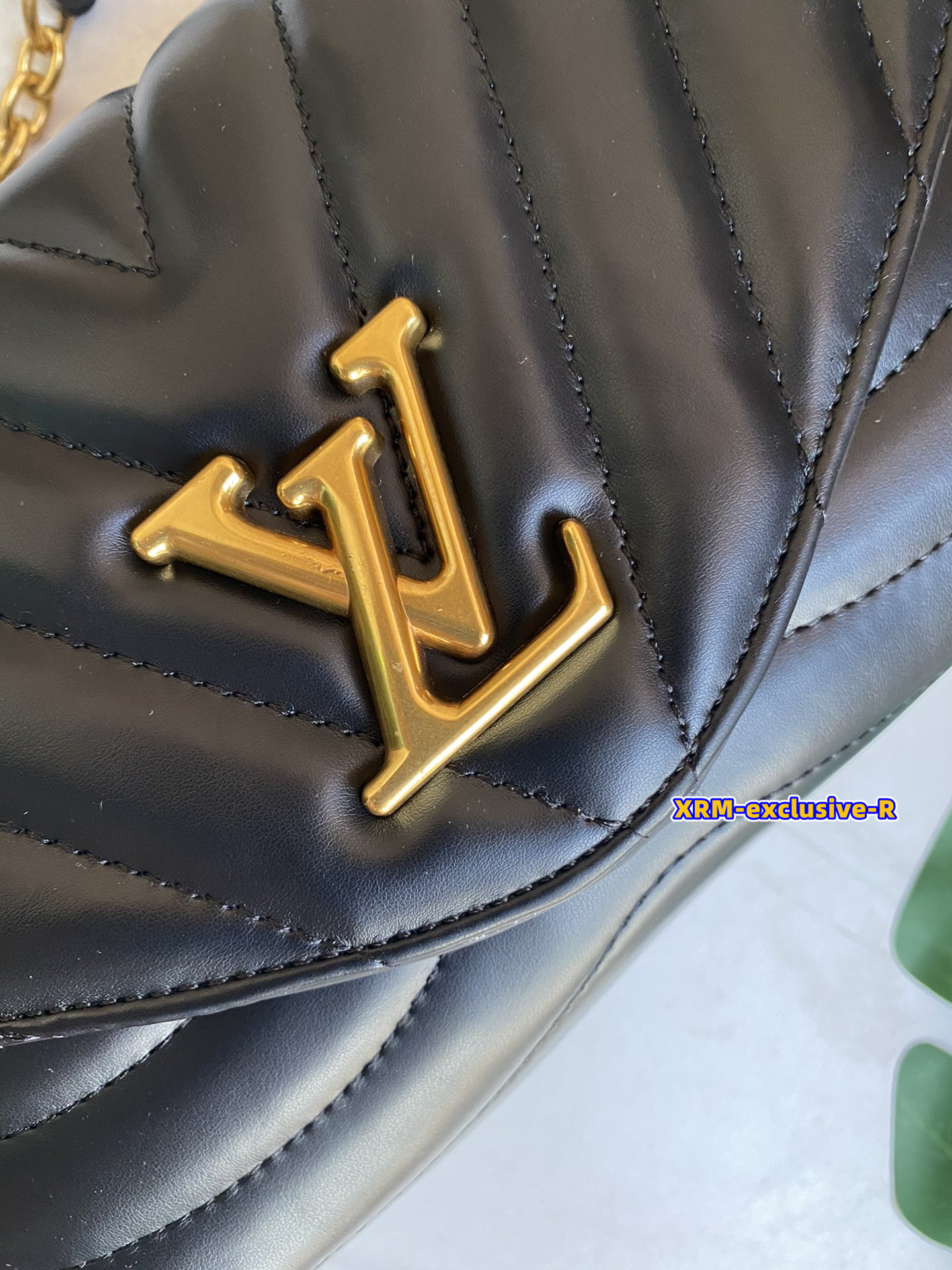 YSL 63.33$  code 333-5969-R gallery