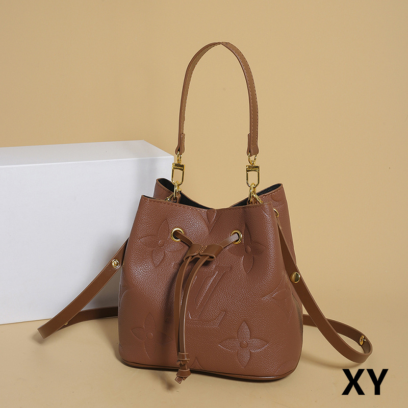 YY395 LV handbag gallery