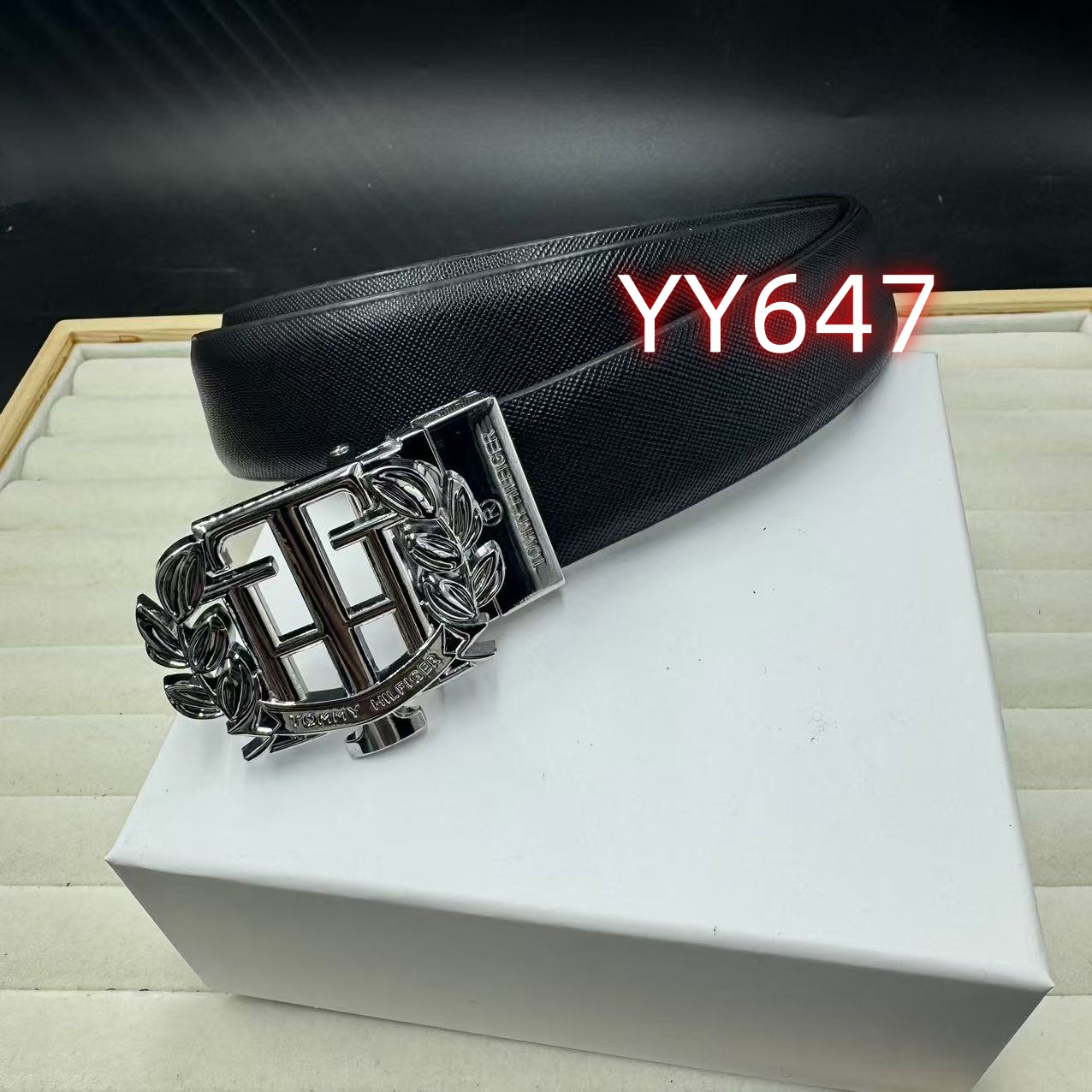 YY645 gallery