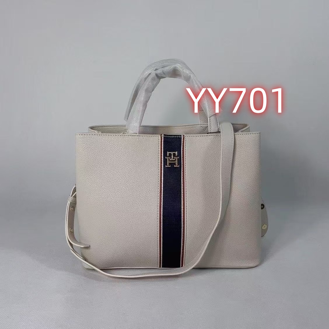 YY701 gallery