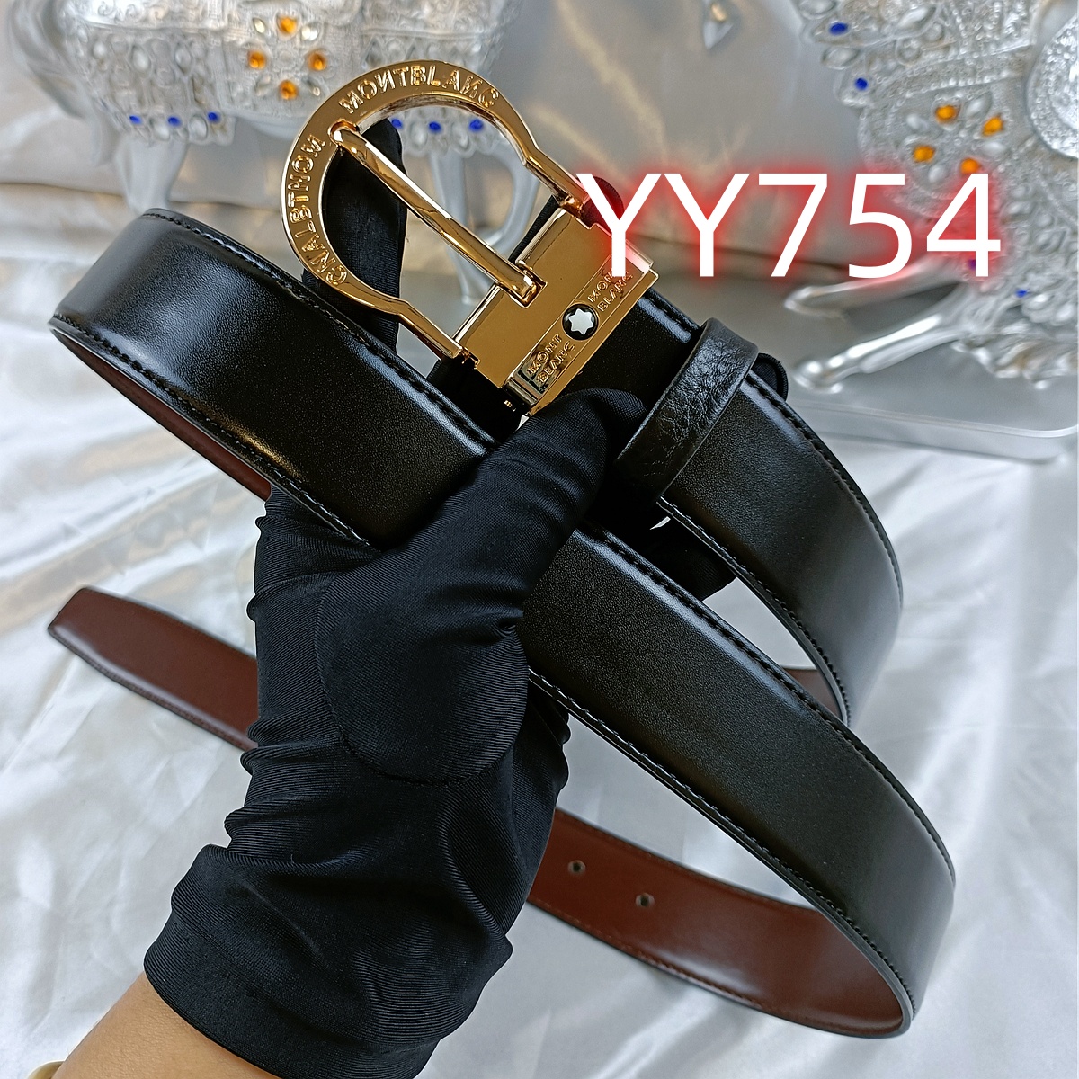 YY752 gallery