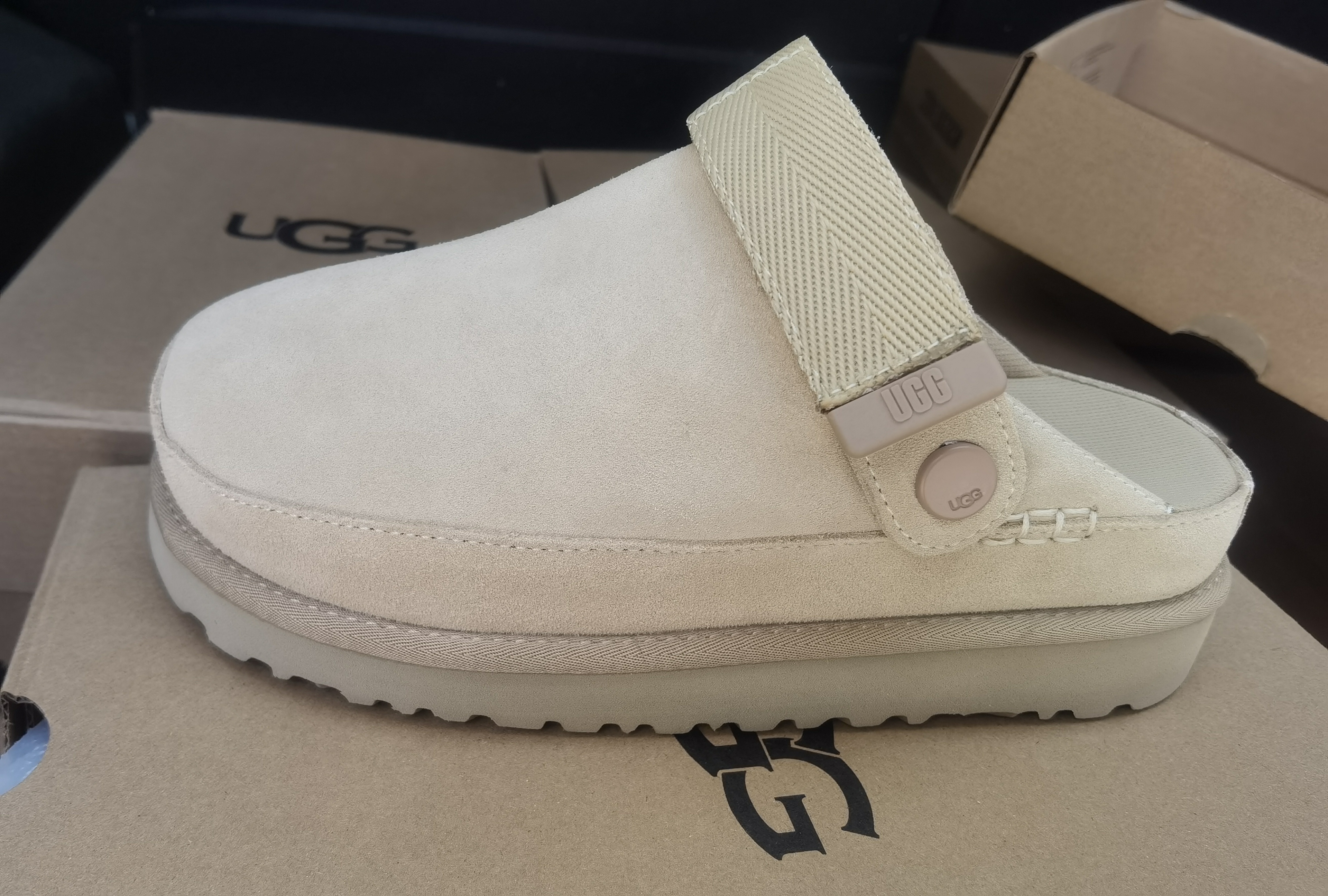 Yaz1405  UGG Goldenstar Clog  39520 gallery