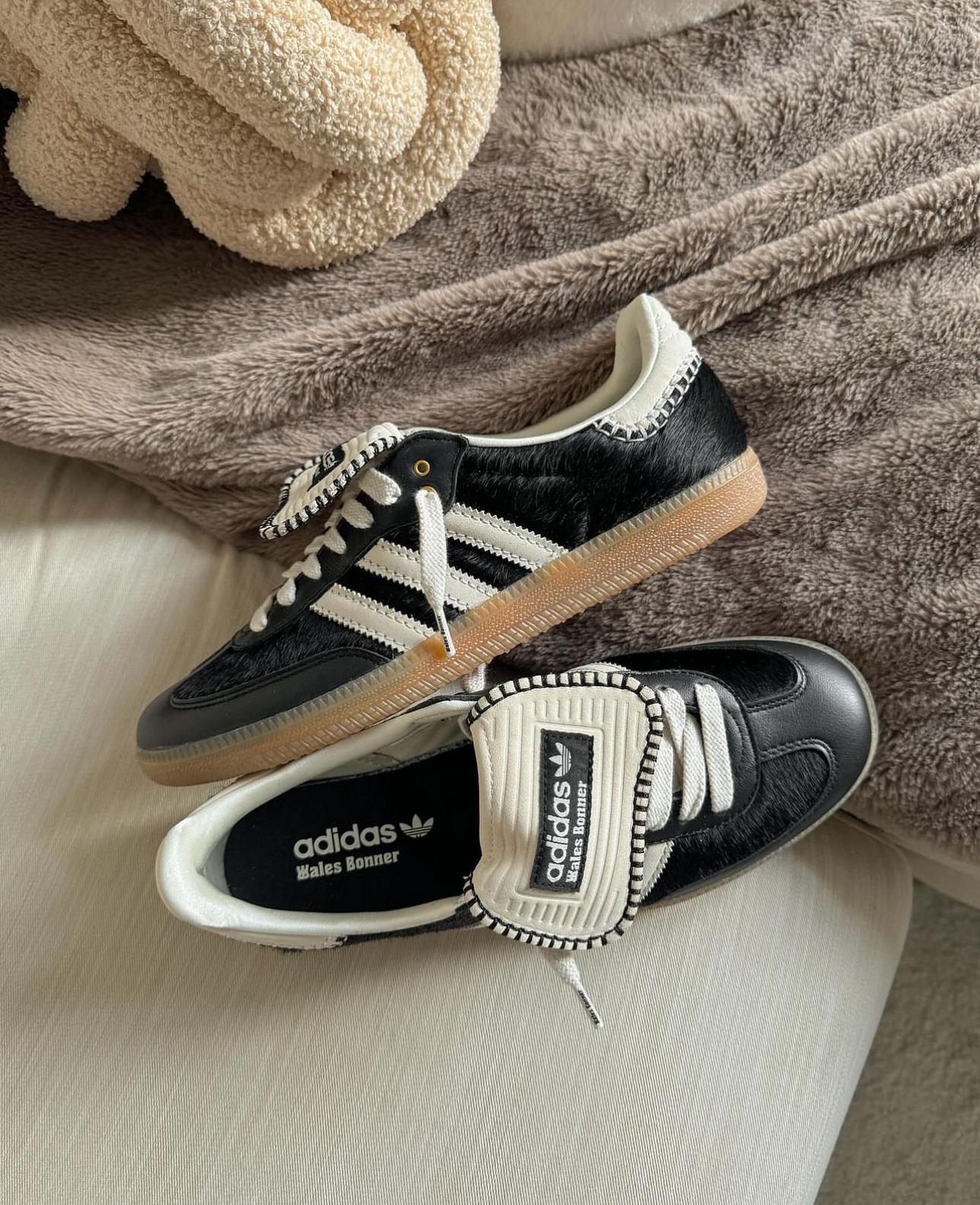 Yaz1439  Adidas samba  47$ gallery