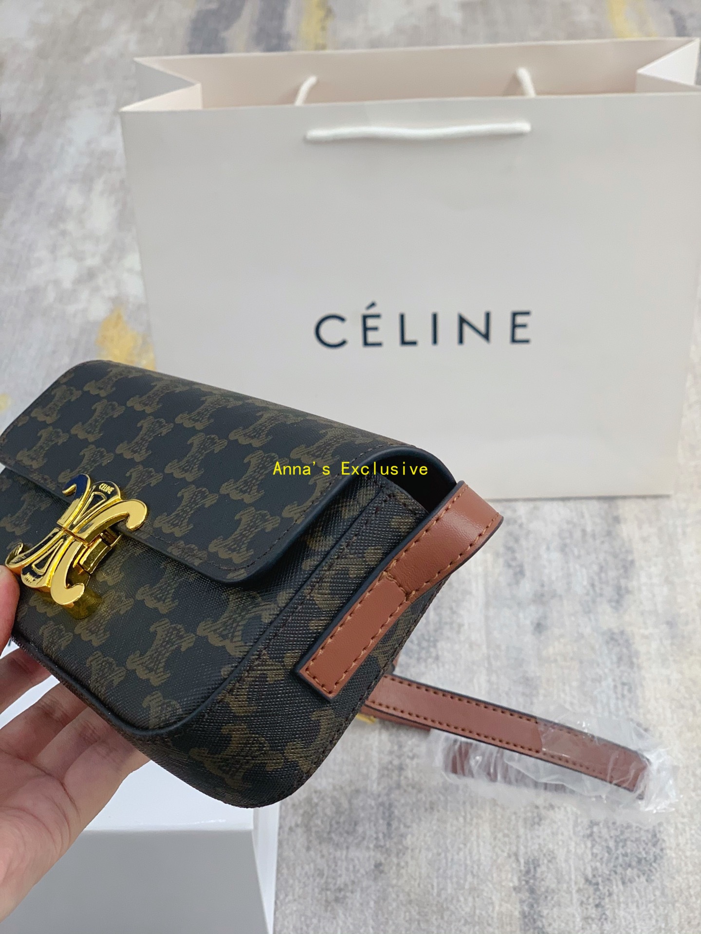 Yaz3378 CELINE 34644   BOX gallery