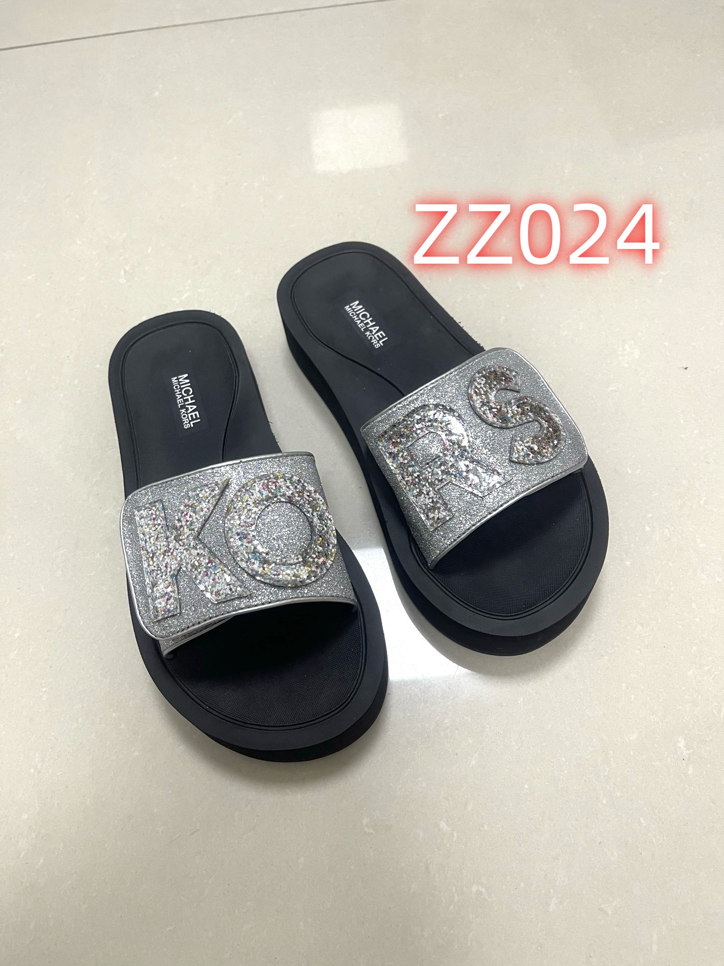 ZZ024 MK slippers gallery