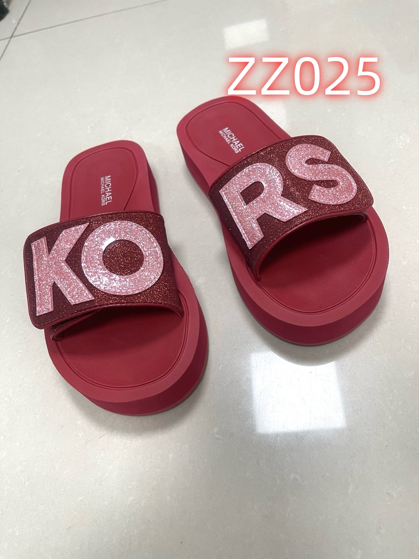 ZZ024 MK slippers gallery