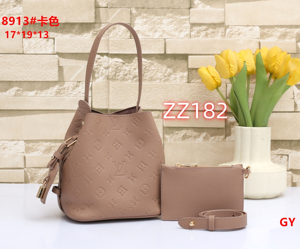 ZZ182 LV handbag gallery