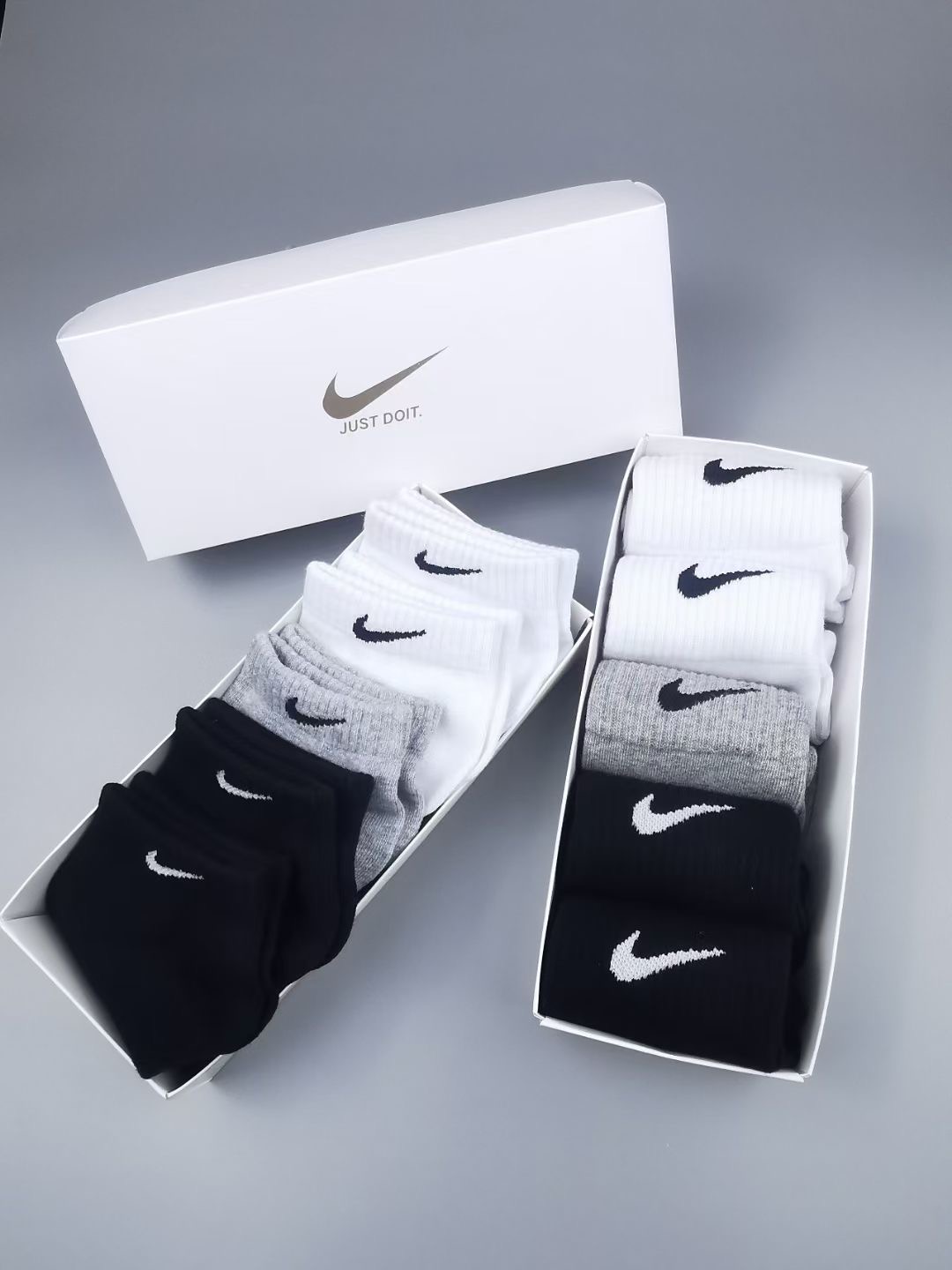 ZZ245 NIKE socks gallery