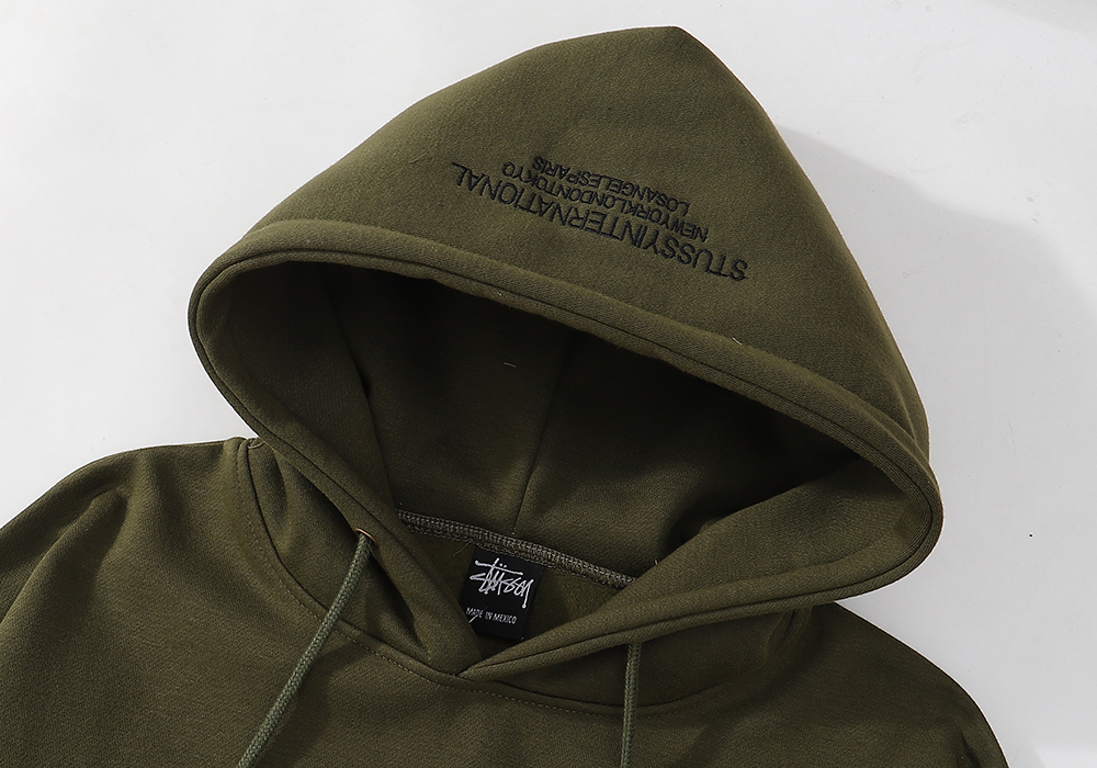 ZZ317 STUSSY Hooded sweatshirt gallery