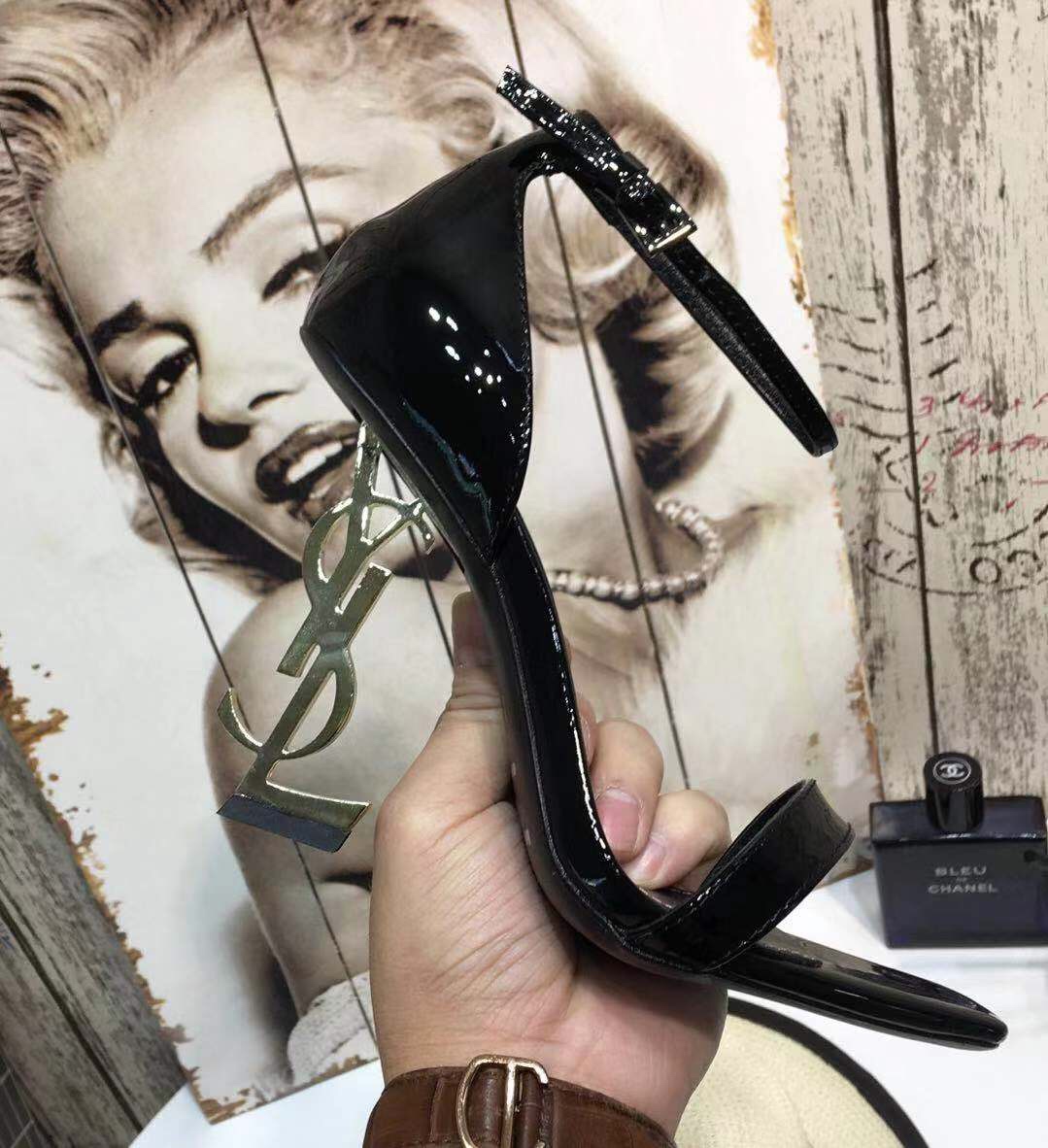 ⬆️21782-YSL-785 gallery