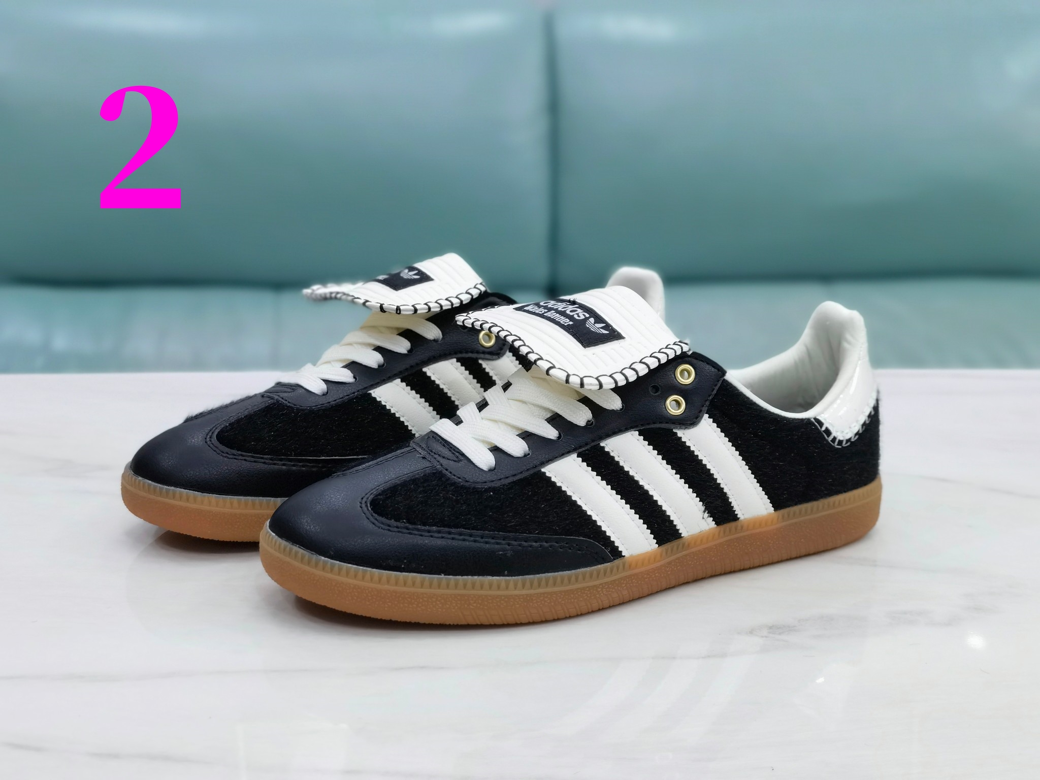 ⬆️22054-Adidas-495 gallery