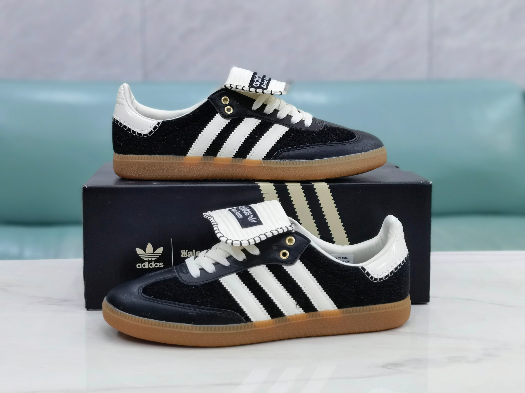 ⬆️22054-Adidas-495 gallery