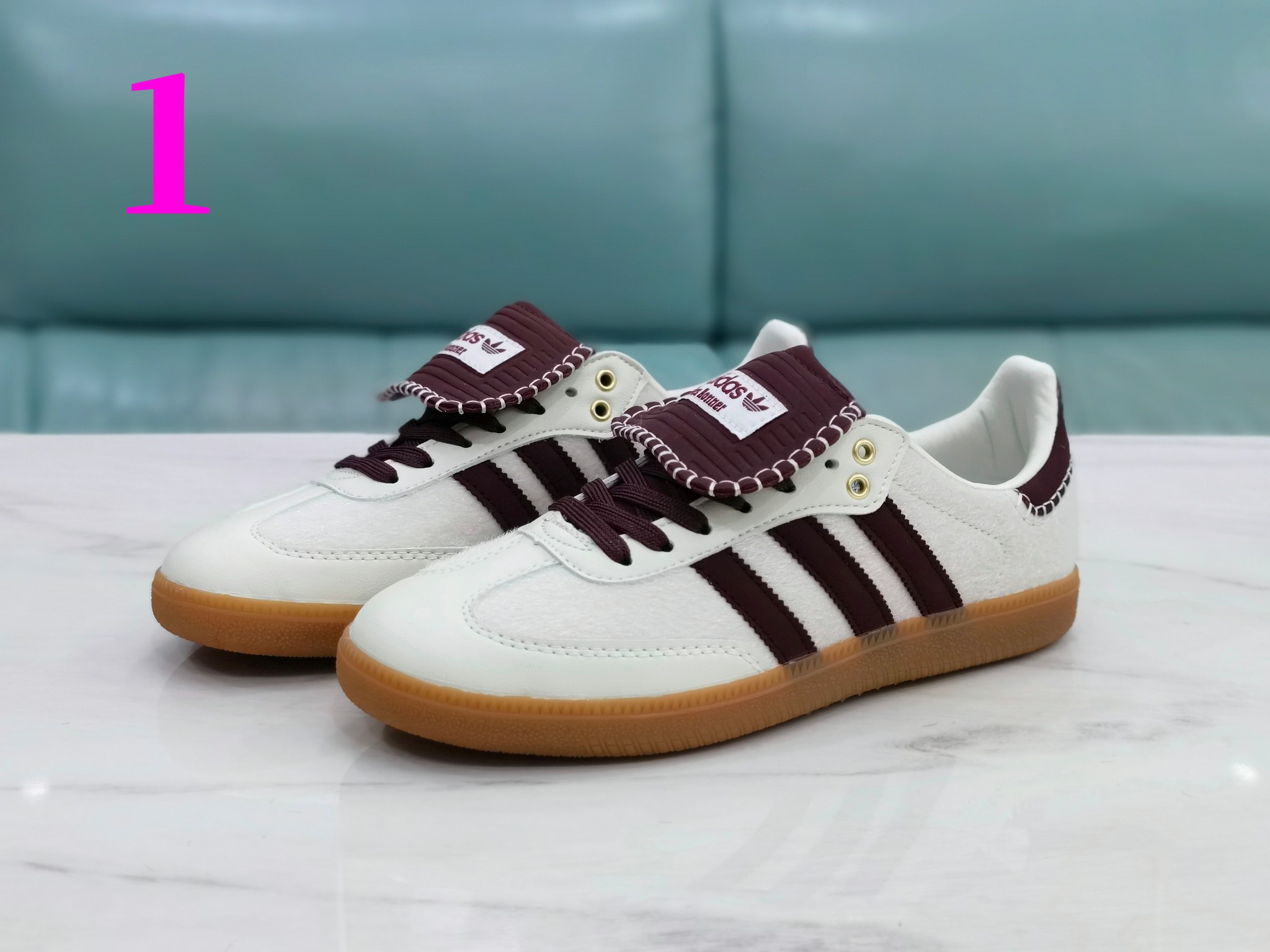 ⬆️22054-Adidas-495 gallery