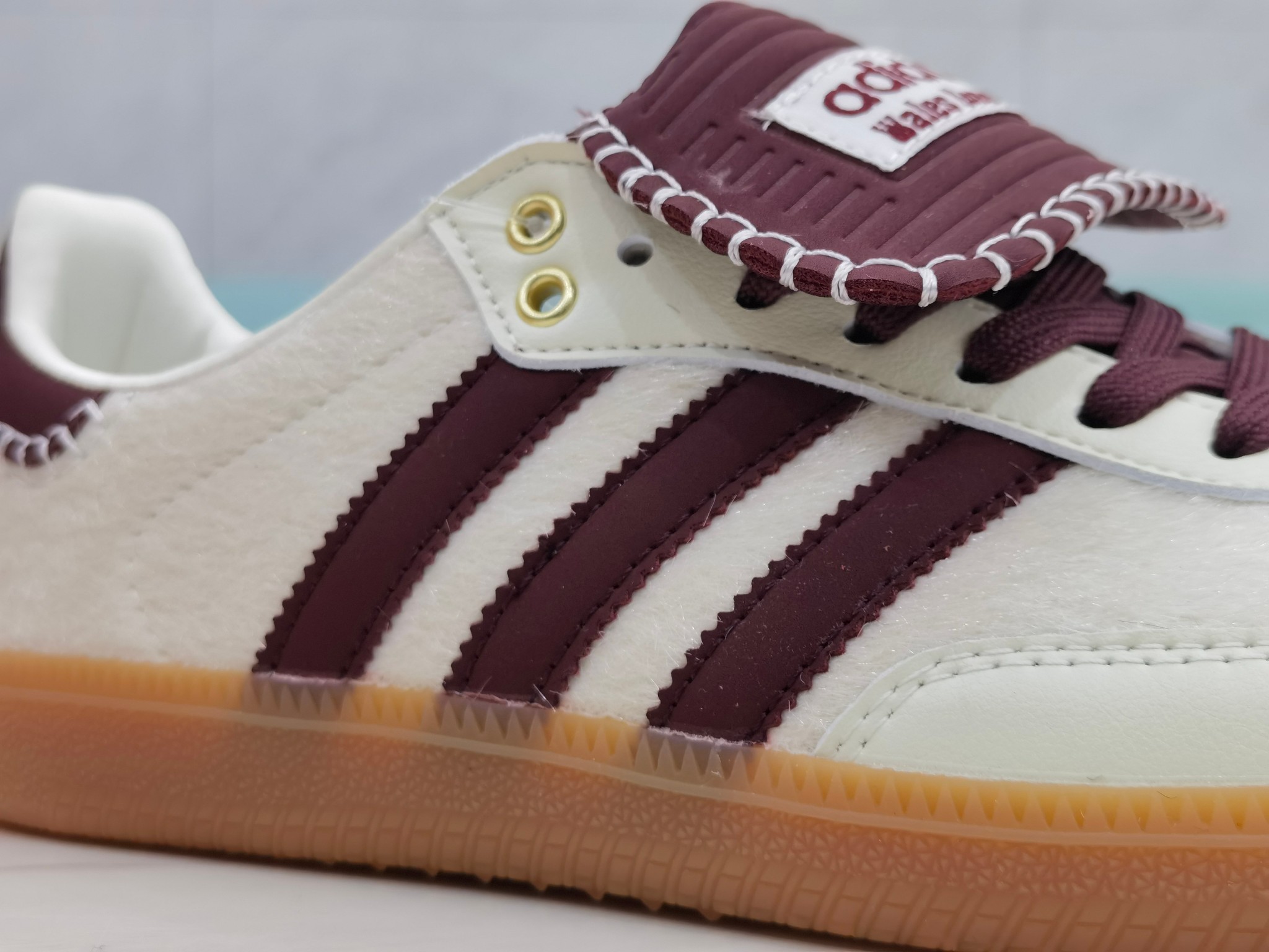 ⬆️22054-Adidas-495 gallery