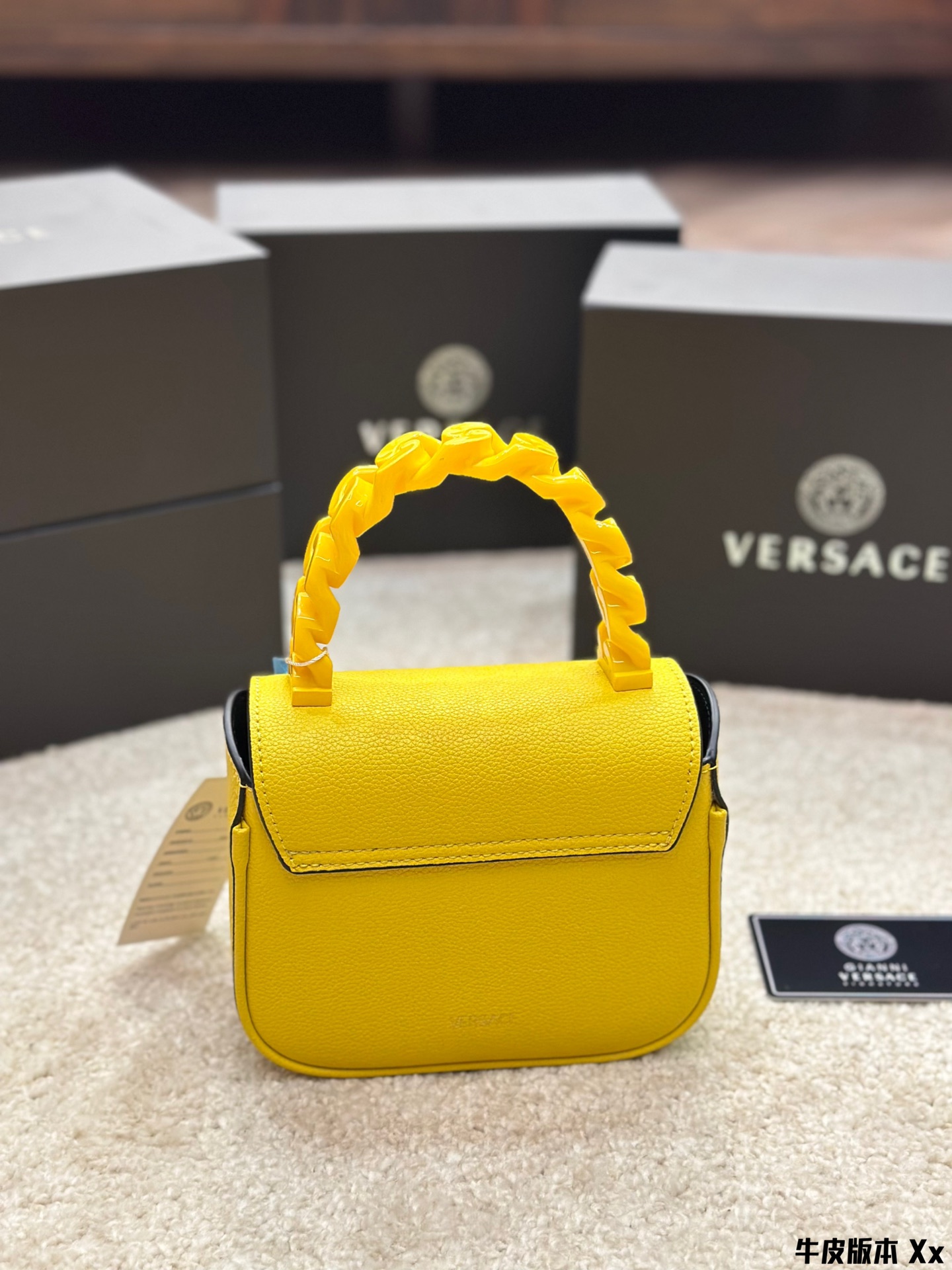 ⬆️22250-VERSACE-495 gallery