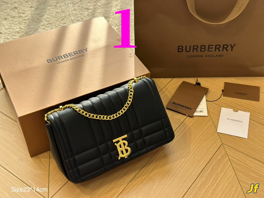 ⬆️22303-Burberry-399 gallery