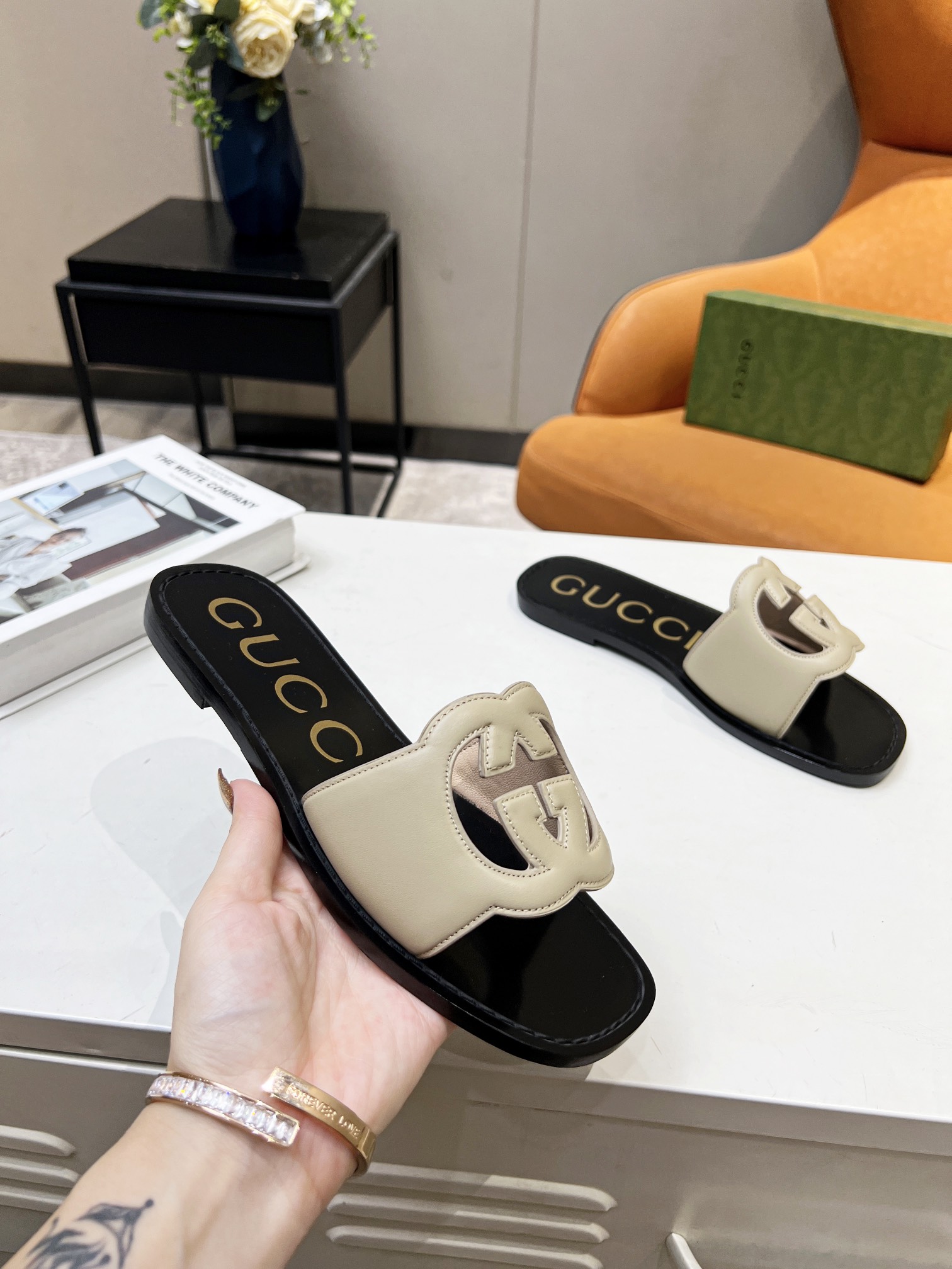 ⬆️22457-Gucci-580 gallery