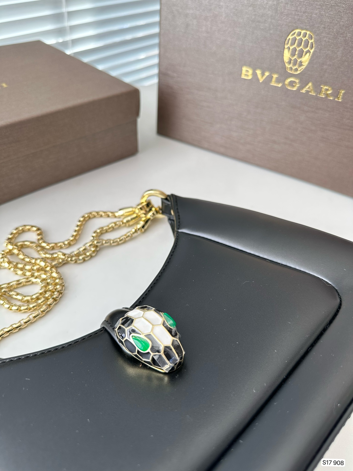 ⬆️22485-Bvlgari-395 gallery