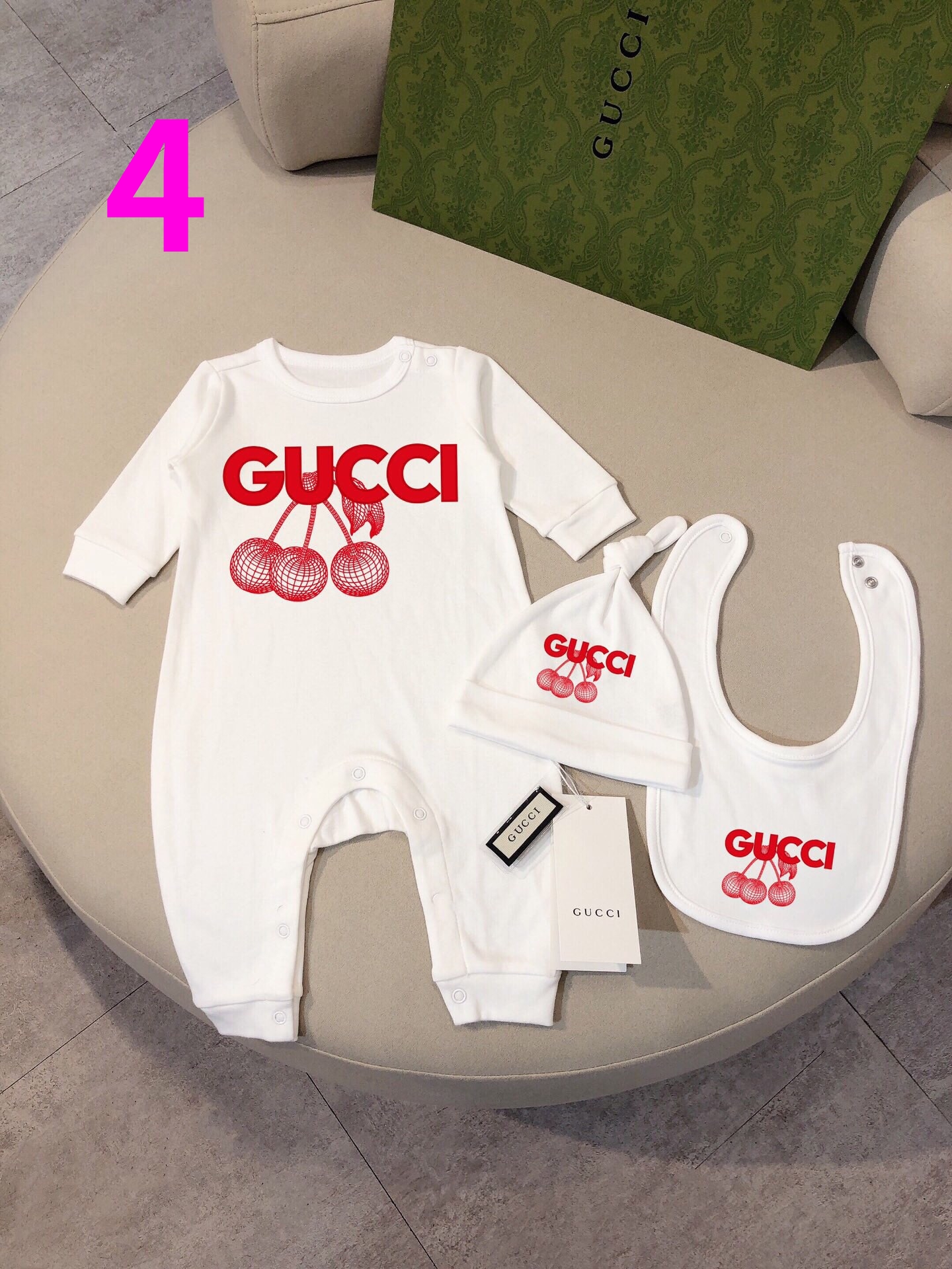 ⬆️22506-Gucci-355 gallery