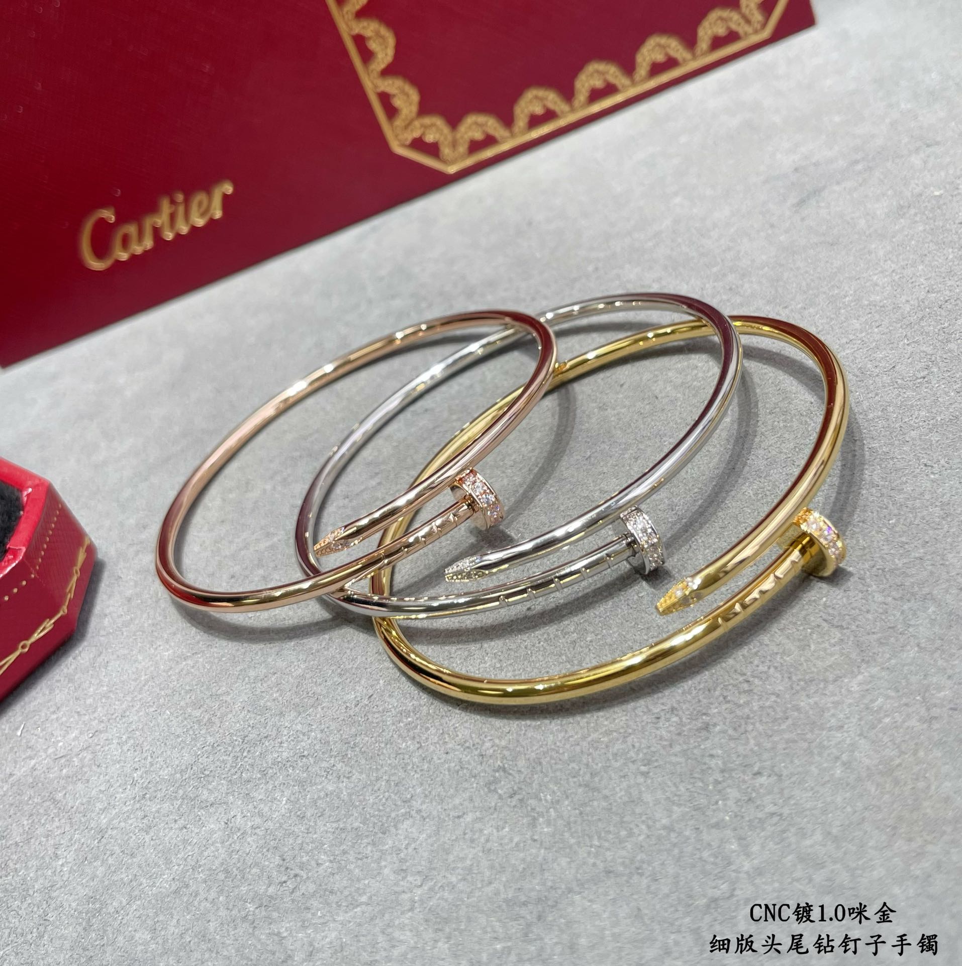 ⬆️22516-Cartier-550 gallery