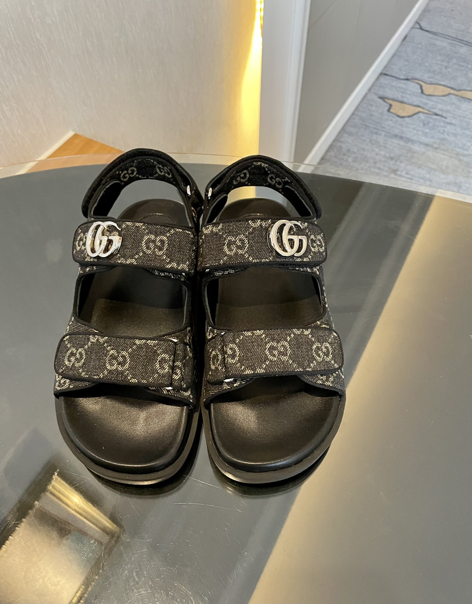 ⬆️22524-Gucci-860 gallery