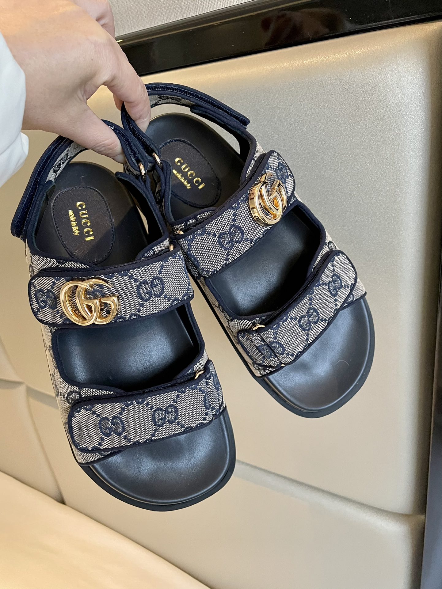 ⬆️22524-Gucci-860 gallery