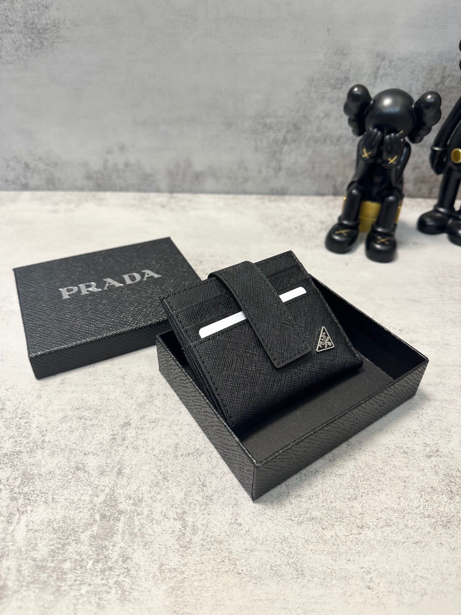 ⬆️22553-PRADA-275 gallery