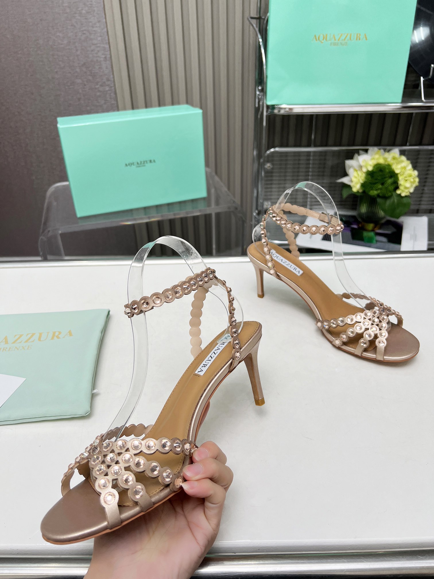 ⬆️22556-AQUAZZURA-805 gallery