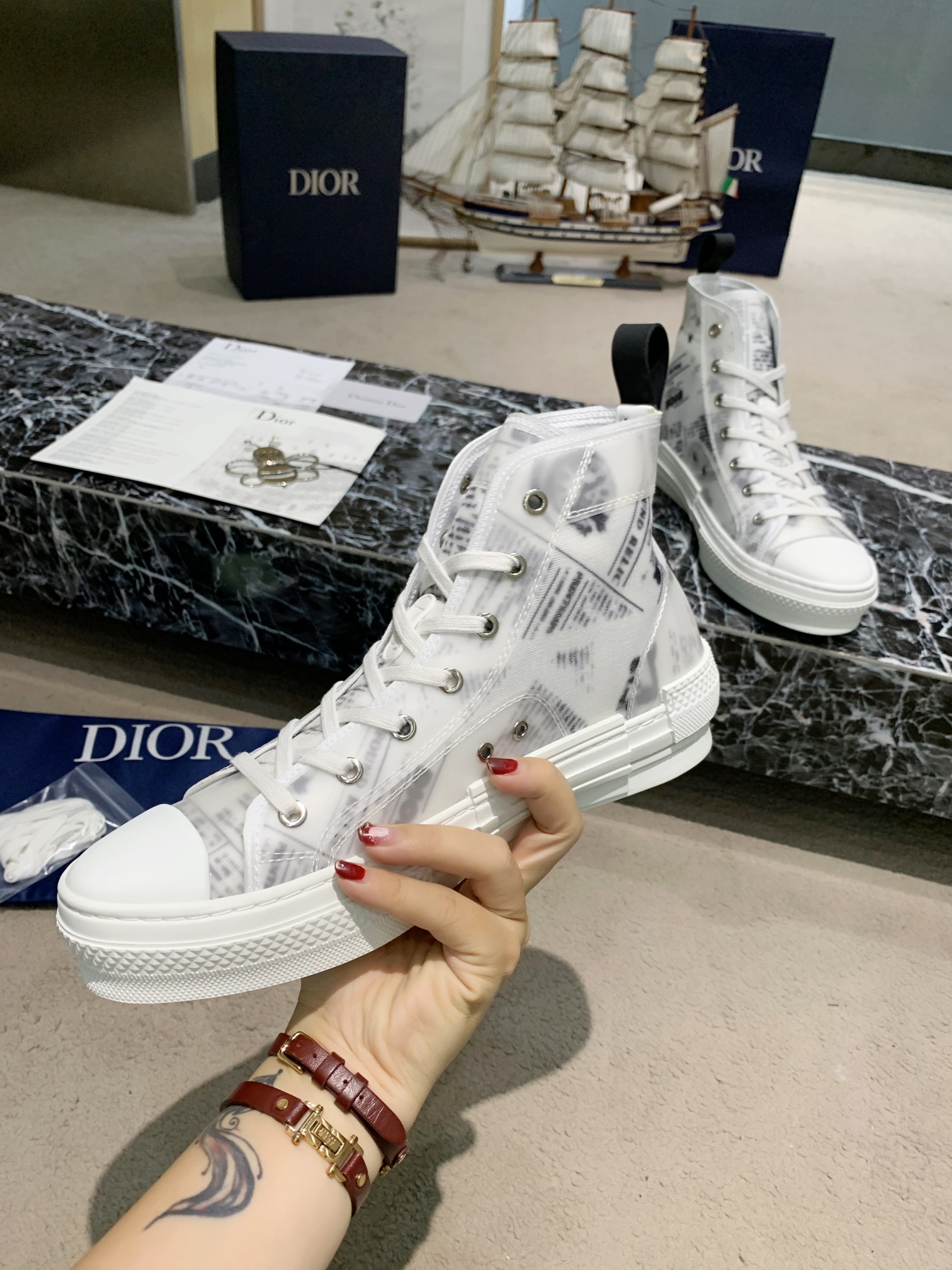 ⬆️22586-dior-745 gallery