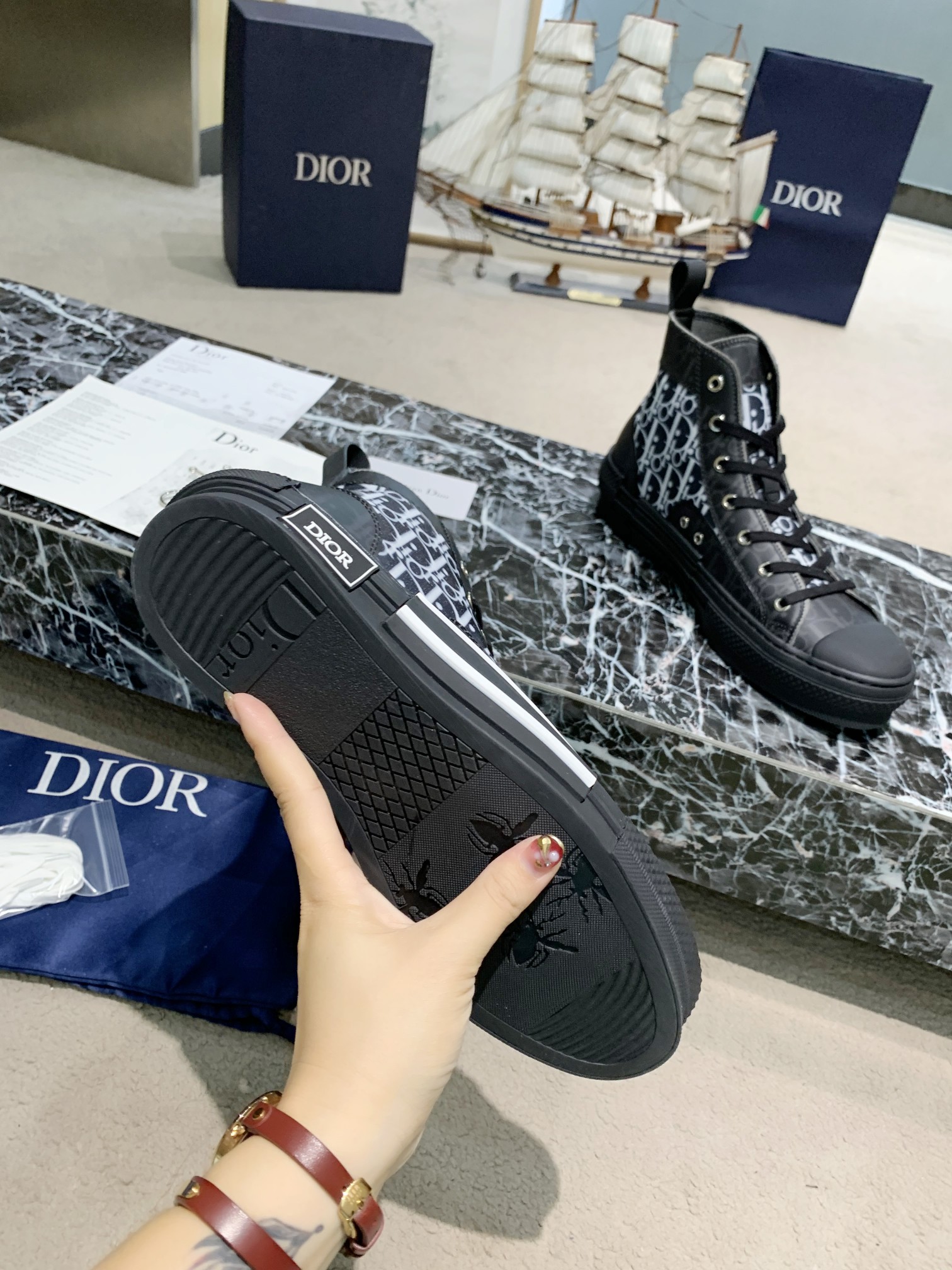 ⬆️22586-dior-745 gallery