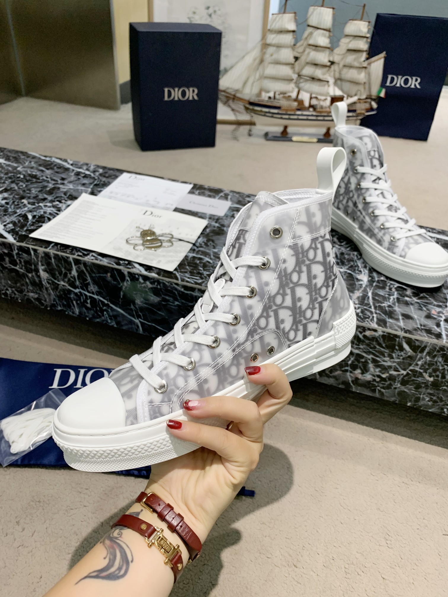 ⬆️22586-dior-745 gallery