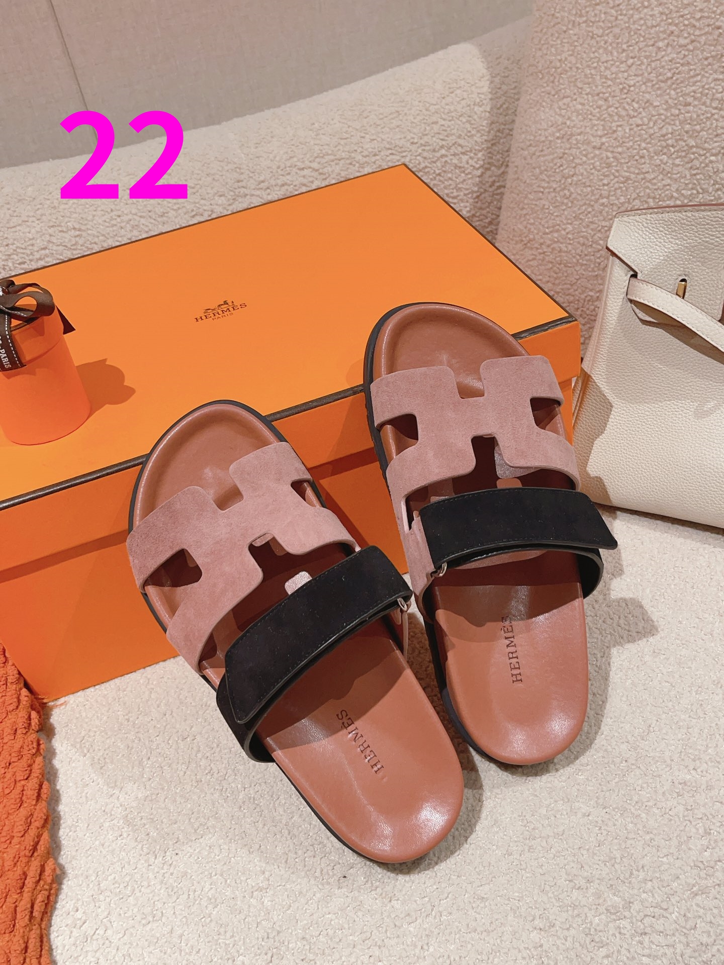 ⬆️22640-Hermès-874 gallery