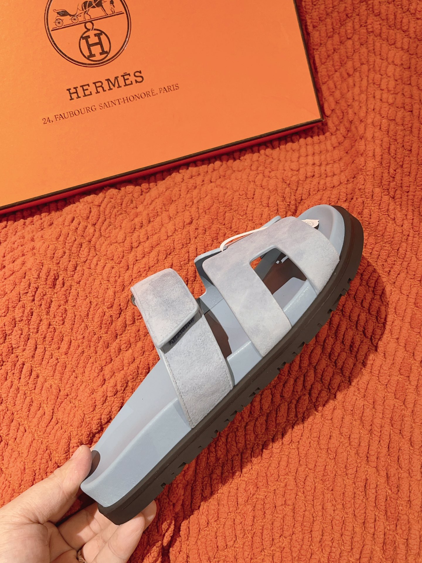 ⬆️22640-Hermès-874 gallery