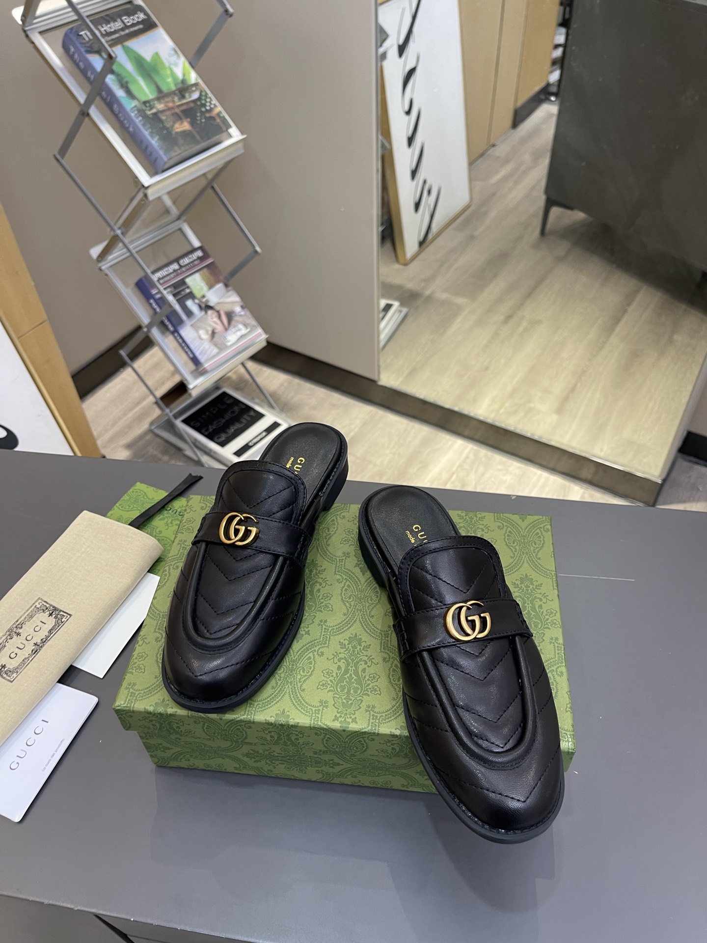 ⬆️22685-Gucci-720 gallery