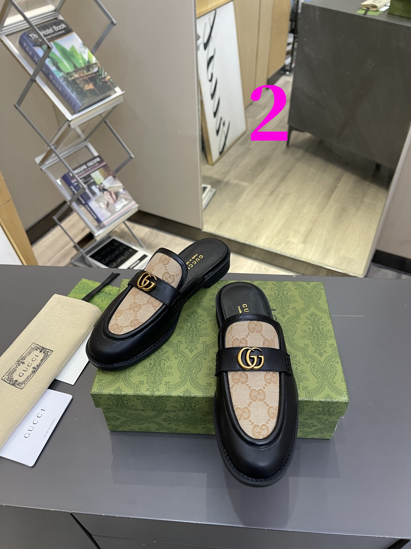 ⬆️22685-Gucci-720 gallery