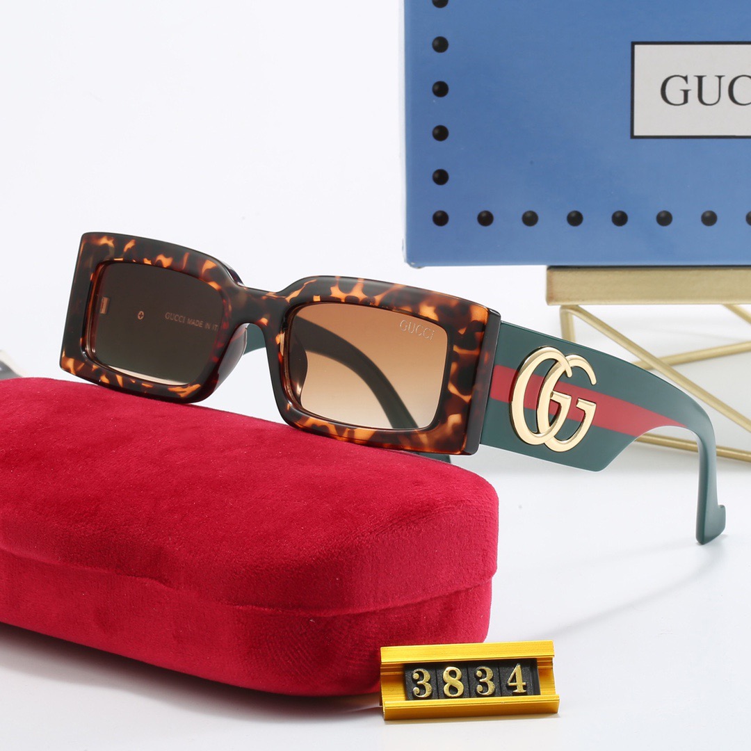 ⬆️23000-GUCCI-220 gallery