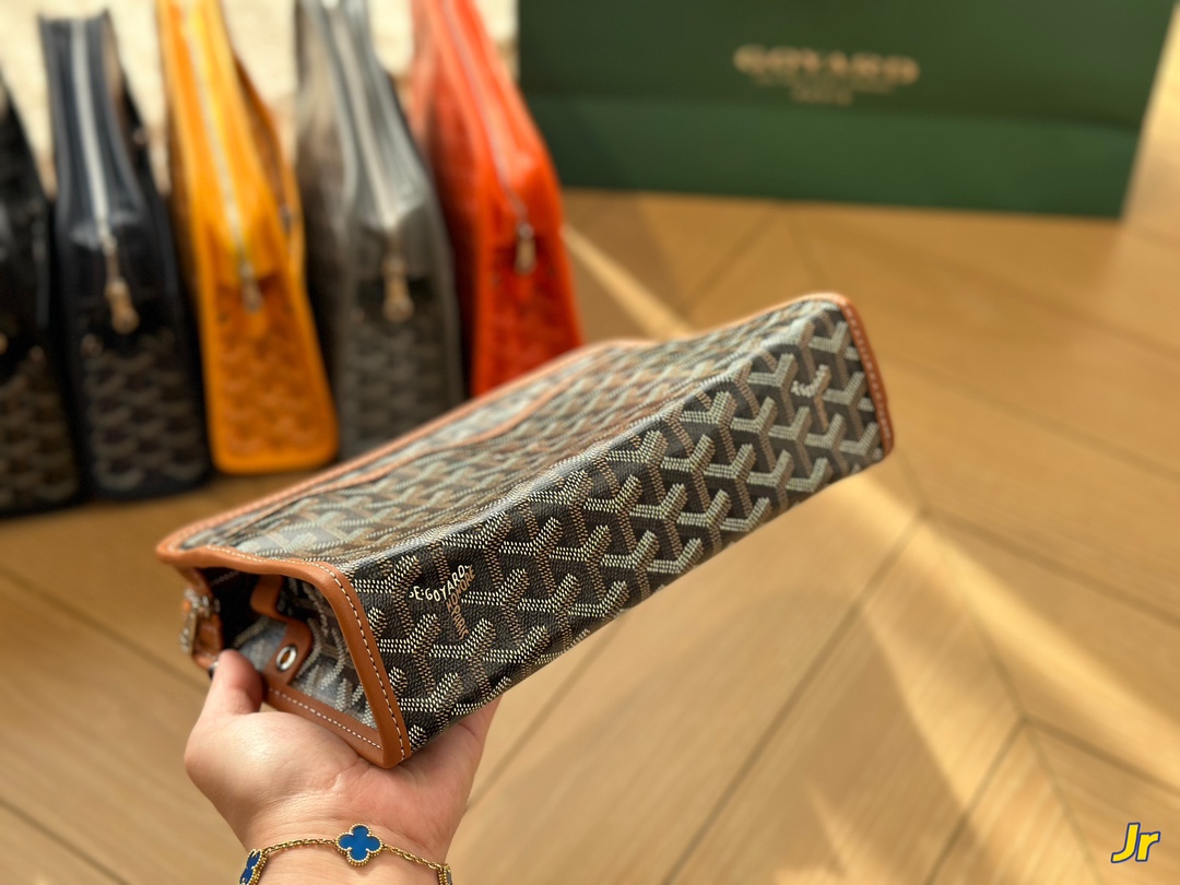 ⬆️23142-Goyard-449 gallery