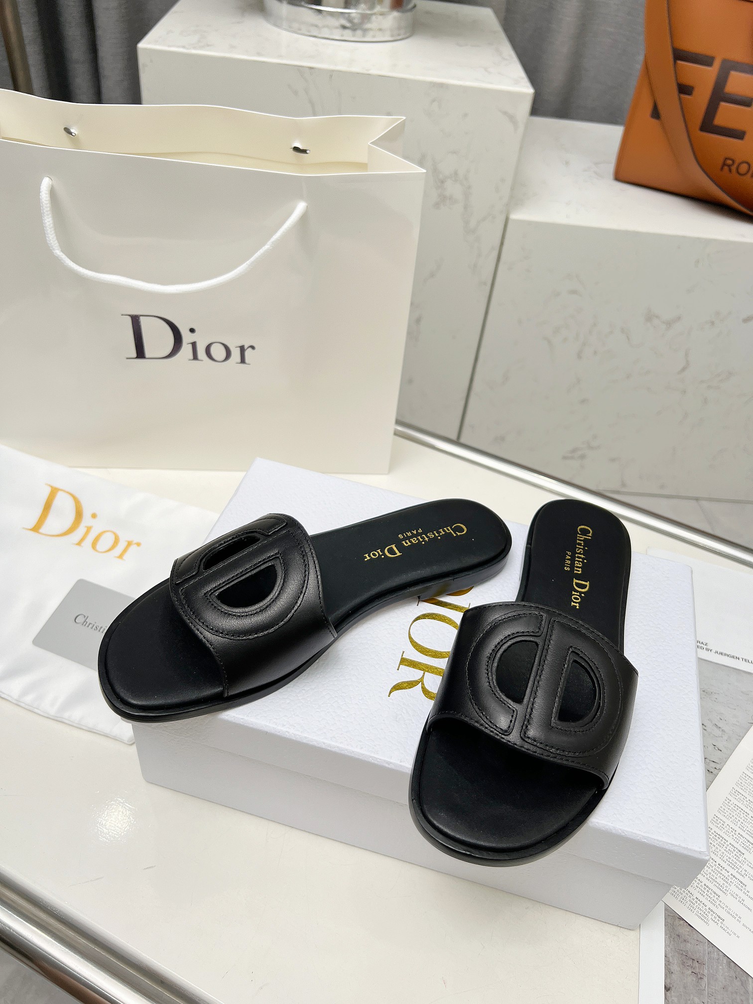 ⬆️23161-DIOR-625 gallery