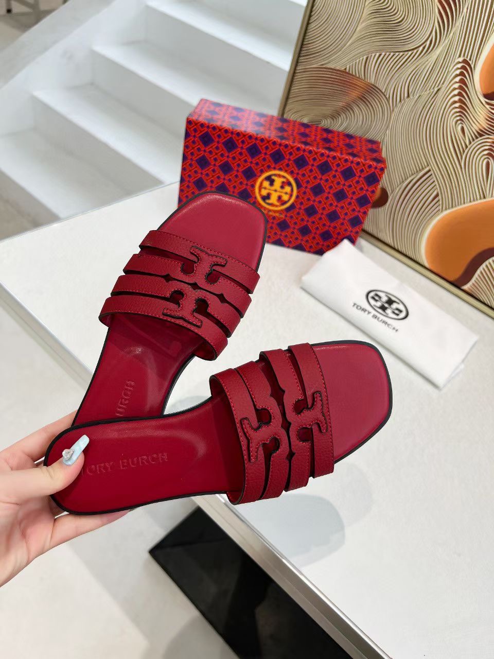 ⬆️23190--TORY BURCH-575 gallery