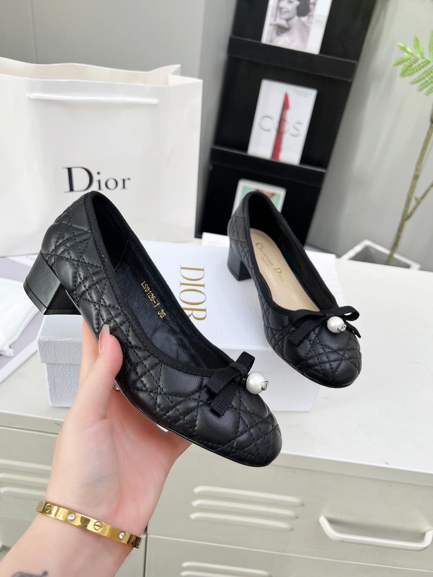 ⬆️23398-DIOR-799 gallery