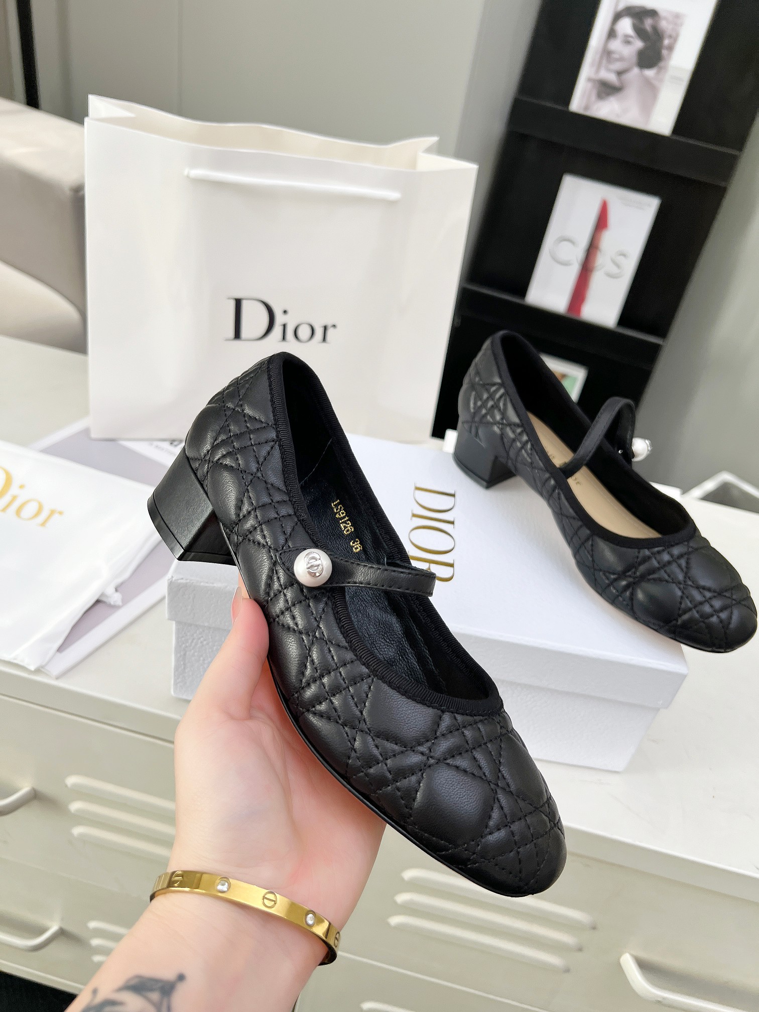 ⬆️23398-DIOR-799 gallery