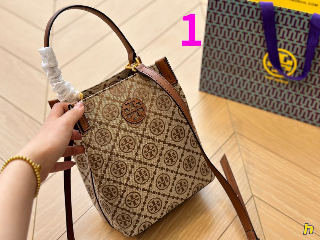 ⬆️23400-Tory Burch-465 gallery