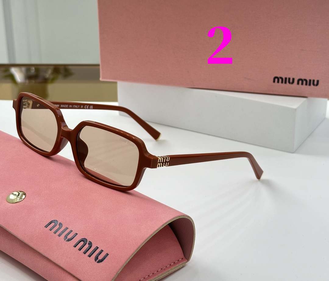 ⬆️23513-miumiu--399 gallery