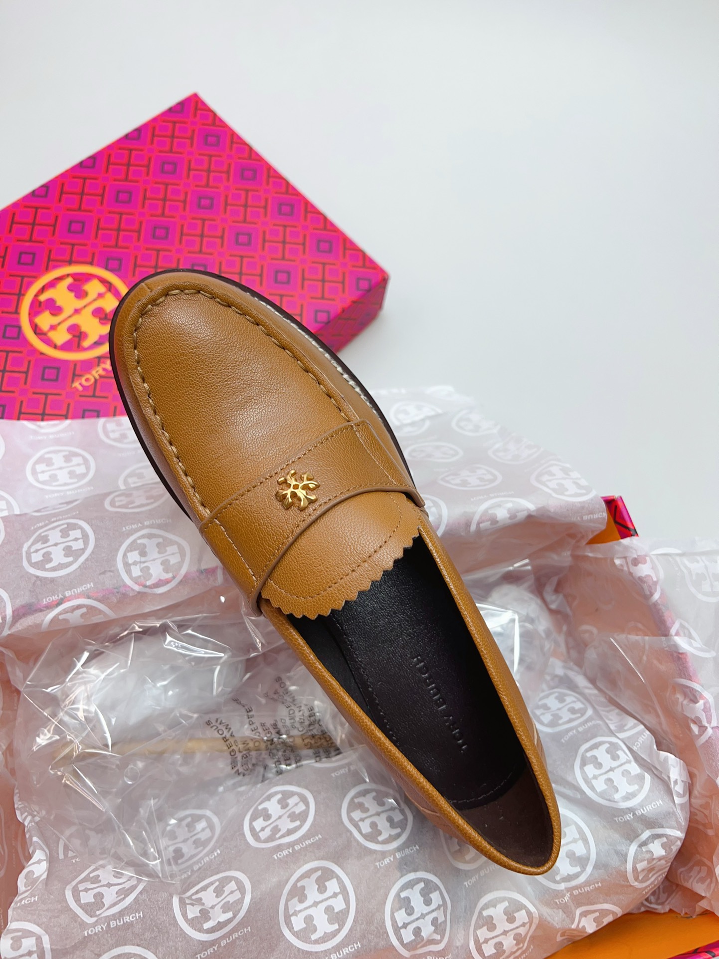 ⬆️23516-Tory Burch-875 gallery