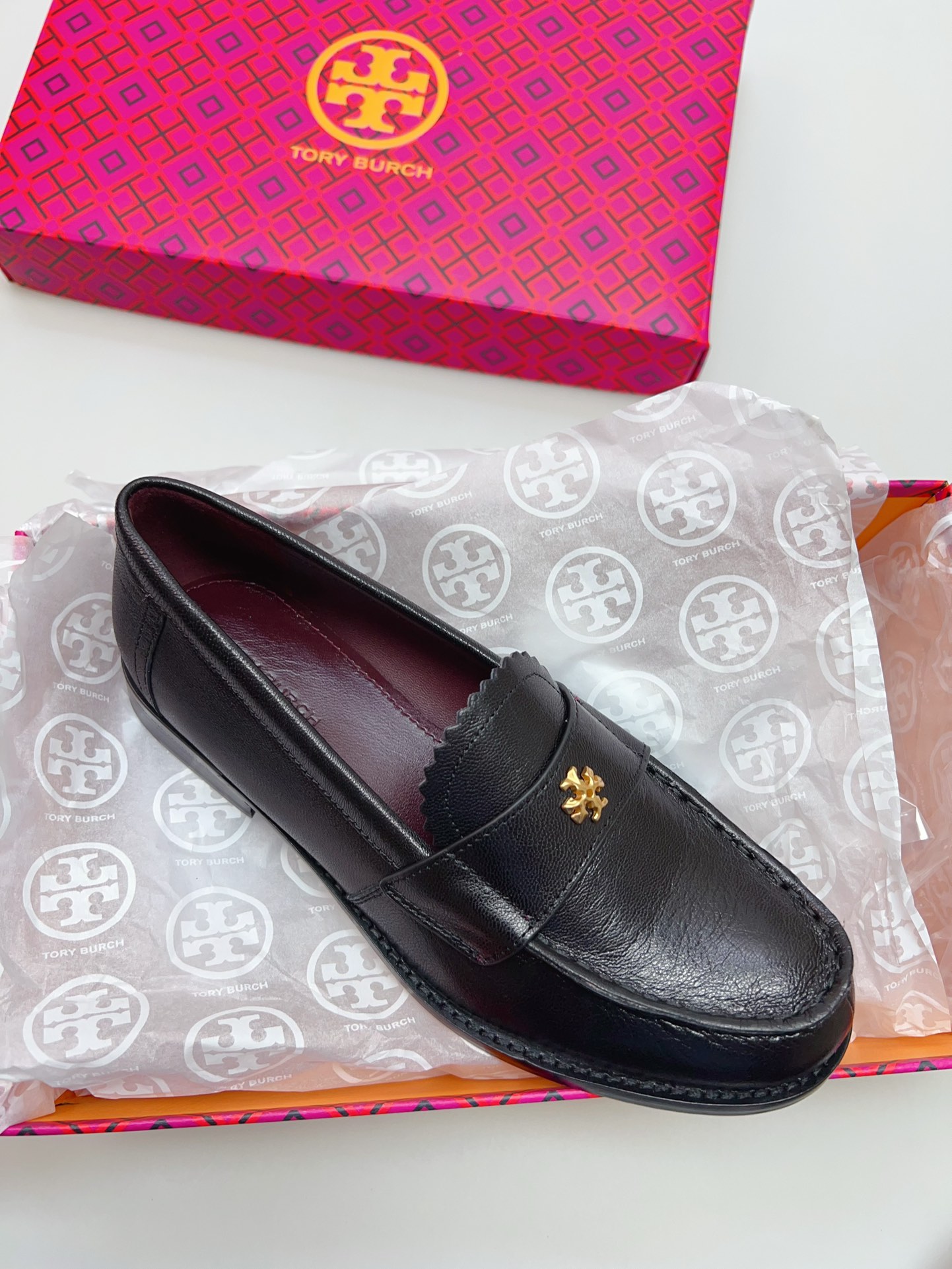 ⬆️23516-Tory Burch-875 gallery